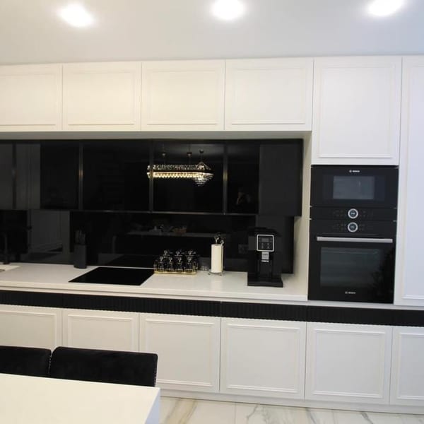 Handleless kitchen style
